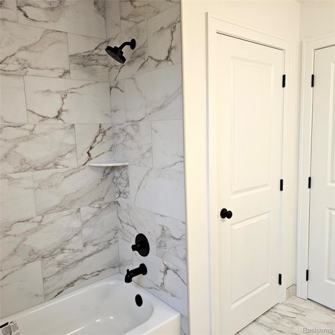 50829 Mistwood Drive, Macomb Township, MI 48042