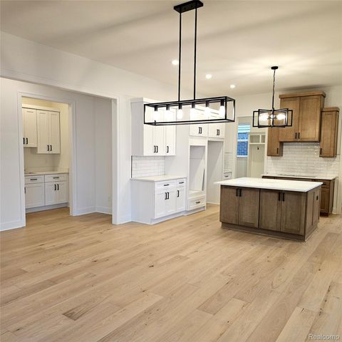 50829 Mistwood Drive, Macomb Township, MI 48042