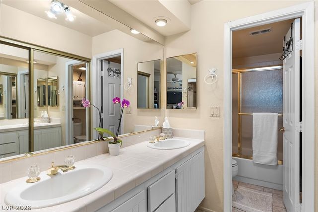 7817 Surfcrest Court, Las Vegas, NV 89128