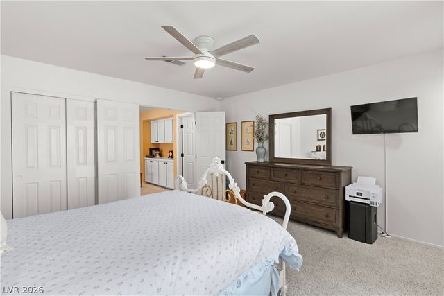 7817 Surfcrest Court, Las Vegas, NV 89128