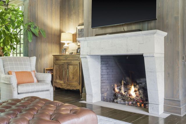 5035 Stonegate Court, Springfield, MO 65809