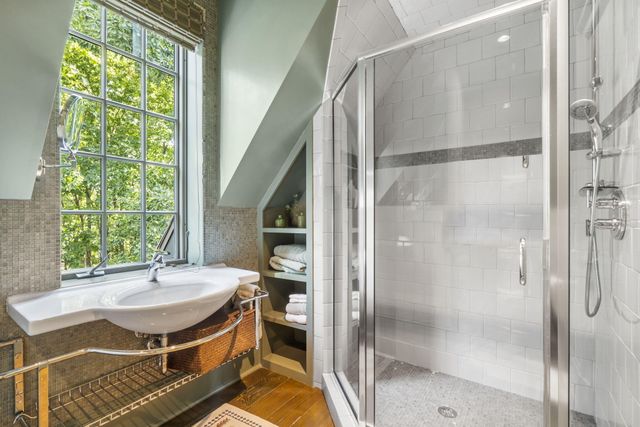 5035 Stonegate Court, Springfield, MO 65809