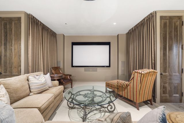 5035 Stonegate Court, Springfield, MO 65809