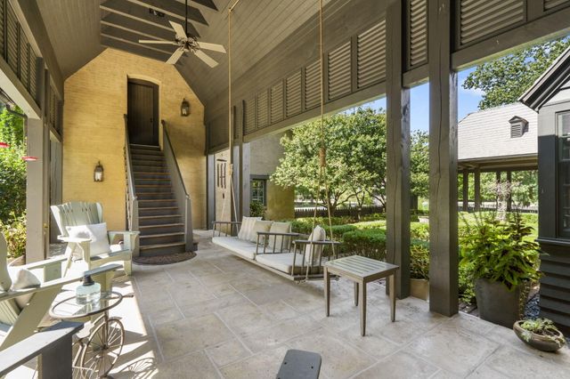 5035 Stonegate Court, Springfield, MO 65809