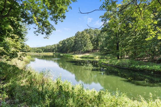 5035 Stonegate Court, Springfield, MO 65809