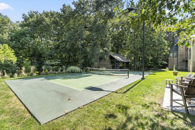 5035 Stonegate Court, Springfield, MO 65809