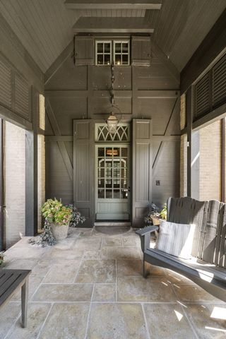 5035 Stonegate Court, Springfield, MO 65809