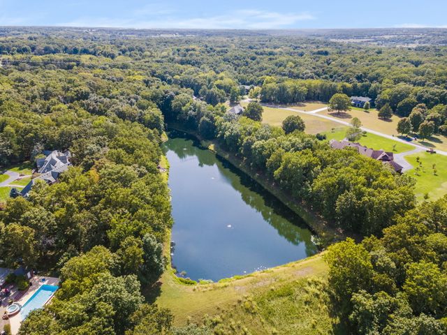 5035 Stonegate Court, Springfield, MO 65809