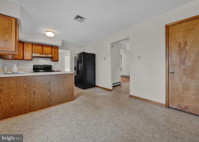 2166 WAYNE DR, Jamison, PA 18929