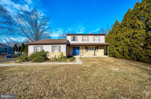 2166 WAYNE DR, Jamison, PA 18929