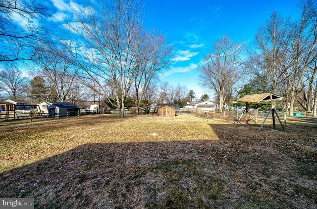 2166 WAYNE DR, Jamison, PA 18929