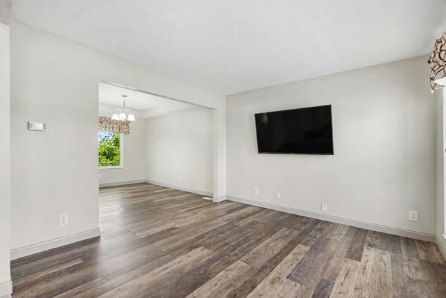 2 Yellowwood, Alexandria, KY 41001