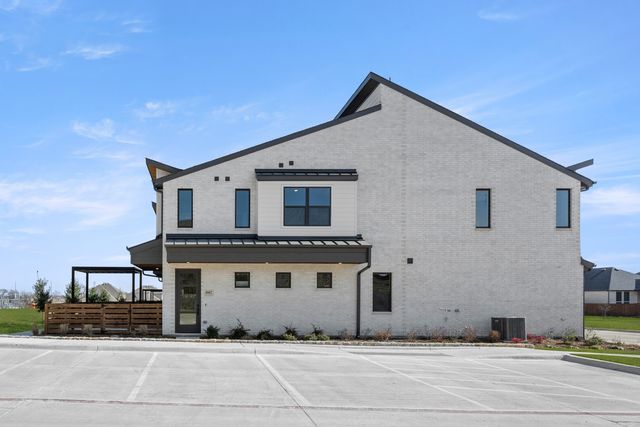 4602 White Buffalo Trail, Oak Point, TX 75068