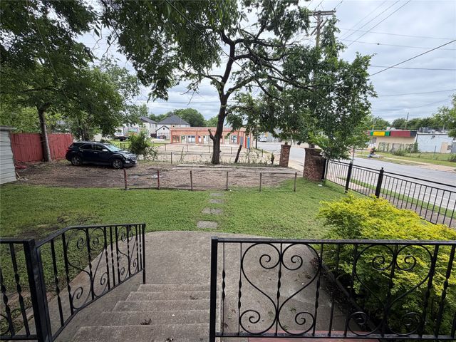 801 Wayne Street, Dallas, TX 75223