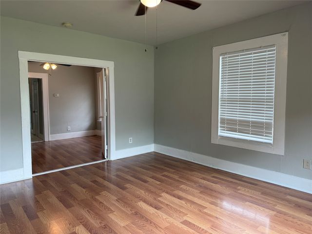 801 Wayne Street, Dallas, TX 75223