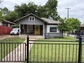 801 Wayne Street, Dallas, TX 75223