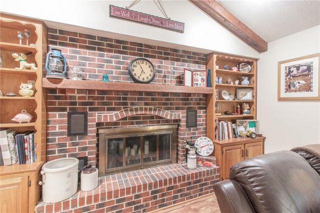75 NW 1501 Road, Holden, MO 64040