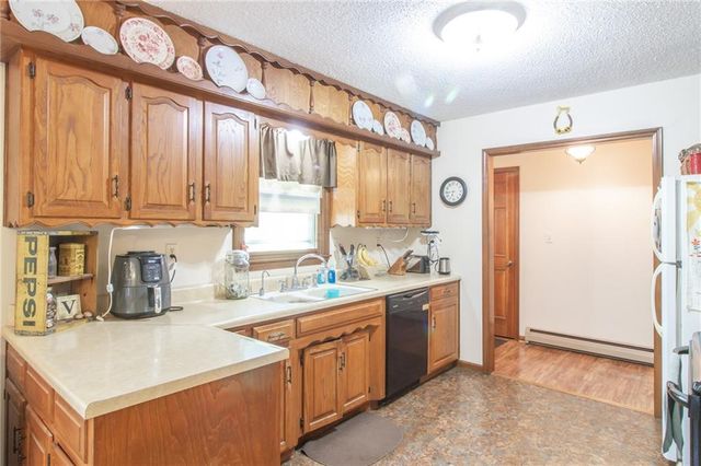 75 NW 1501 Road, Holden, MO 64040