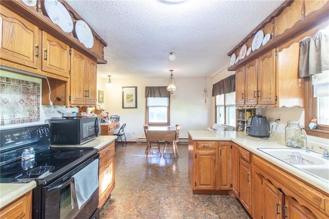 75 NW 1501 Road, Holden, MO 64040