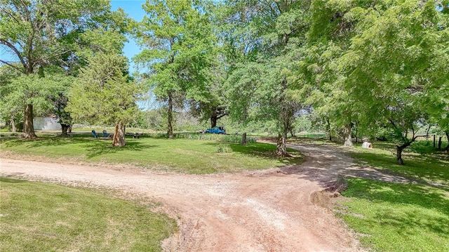 75 NW 1501 Road, Holden, MO 64040