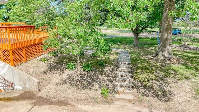 75 NW 1501 Road, Holden, MO 64040
