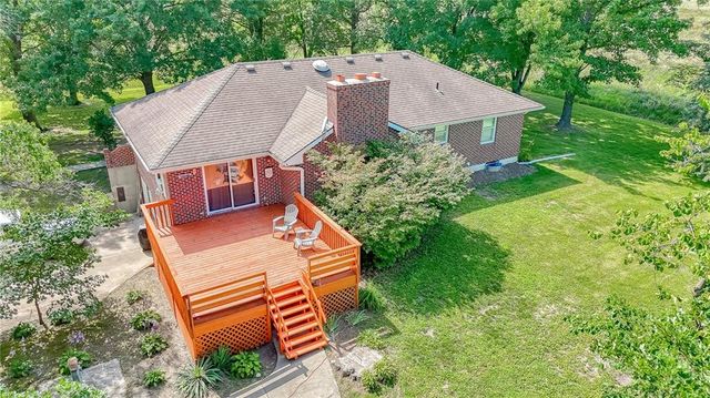 75 NW 1501 Road, Holden, MO 64040
