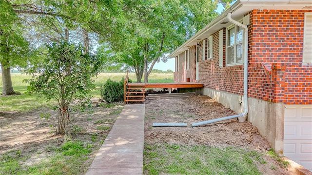 75 NW 1501 Road, Holden, MO 64040