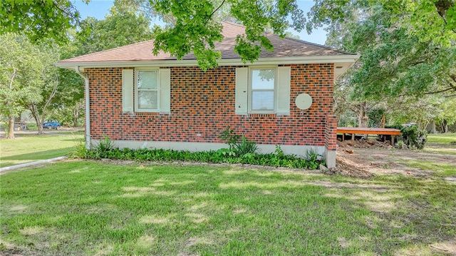 75 NW 1501 Road, Holden, MO 64040