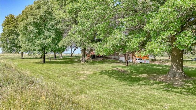 75 NW 1501 Road, Holden, MO 64040