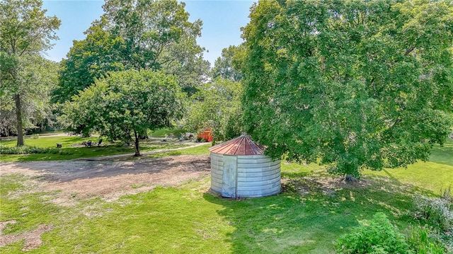 75 NW 1501 Road, Holden, MO 64040