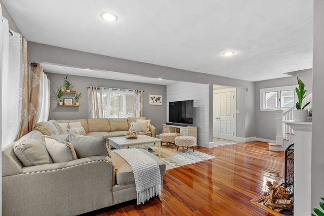 27 Park Street, Saugus, MA 01906