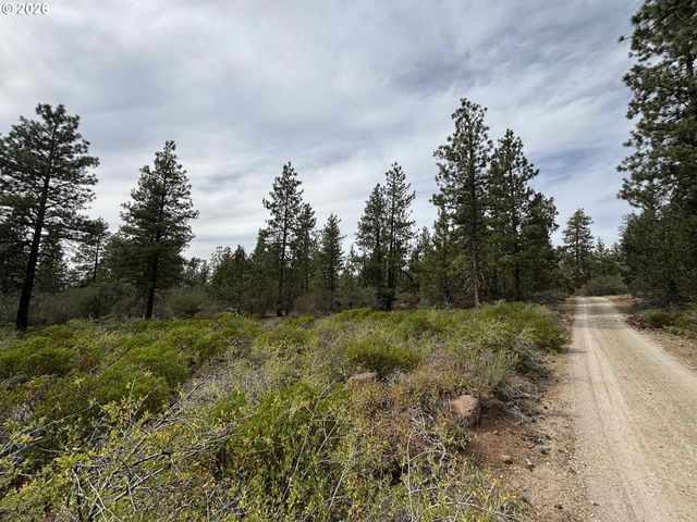Bunting Dr, Bonanza, OR 97623