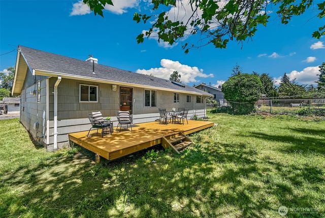 8910 217th Street SW, Edmonds, WA 98026