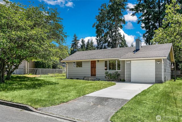 8910 217th Street SW, Edmonds, WA 98026
