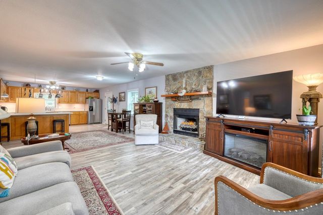 1523 Berrong Road, Hiawassee, GA 30547