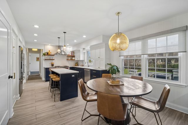 3626 RADCLIFFE Drive, Northbrook, IL 60062