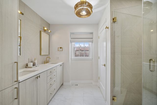 3626 RADCLIFFE Drive, Northbrook, IL 60062