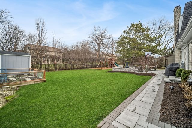 3626 RADCLIFFE Drive, Northbrook, IL 60062