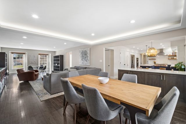 3626 RADCLIFFE Drive, Northbrook, IL 60062