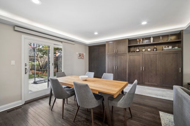 3626 RADCLIFFE Drive, Northbrook, IL 60062