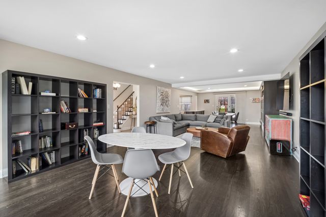 3626 RADCLIFFE Drive, Northbrook, IL 60062