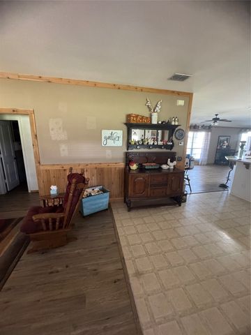 1485 Sartain Road, Mineral Wells, TX 76067