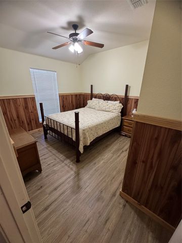 1485 Sartain Road, Mineral Wells, TX 76067