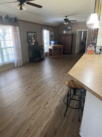 1485 Sartain Road, Mineral Wells, TX 76067