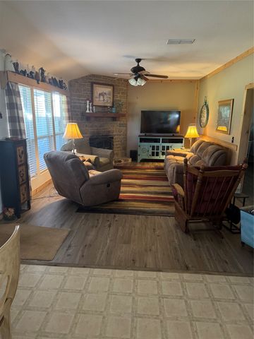 1485 Sartain Road, Mineral Wells, TX 76067