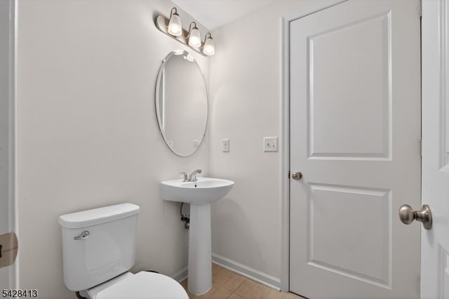 247 Bradley Dr, Wood-ridge Boro, NJ 07075