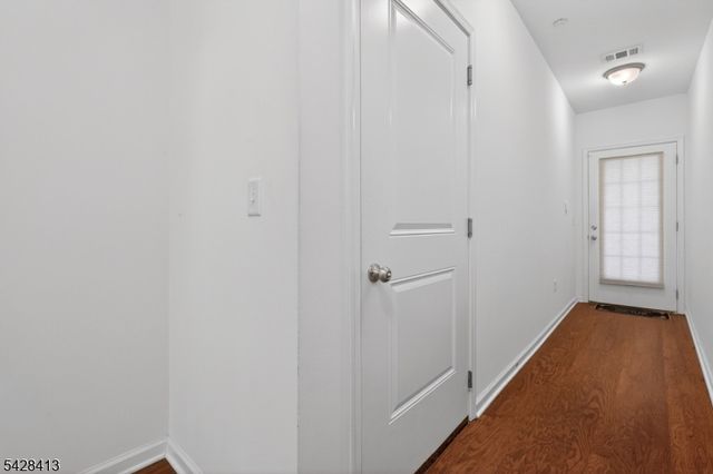 247 Bradley Dr, Wood-ridge Boro, NJ 07075