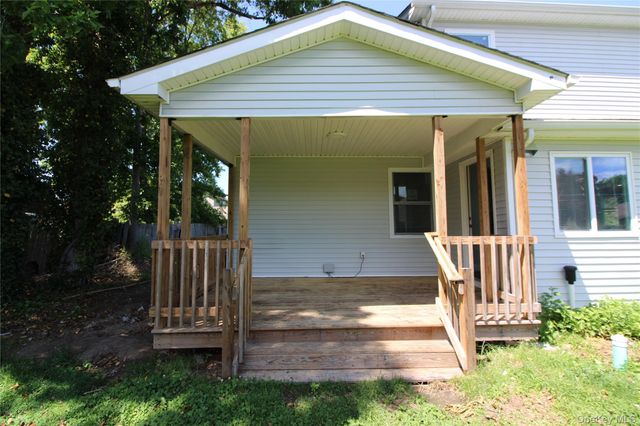 206 Huntington Drive, Mastic Beach, NY 11951