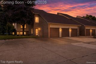 42374 Lochmoor Street, Clinton Township, MI 48038