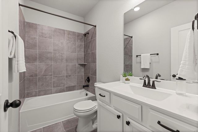 1212 Mystic Ridge Court, Magnolia, TX 77354